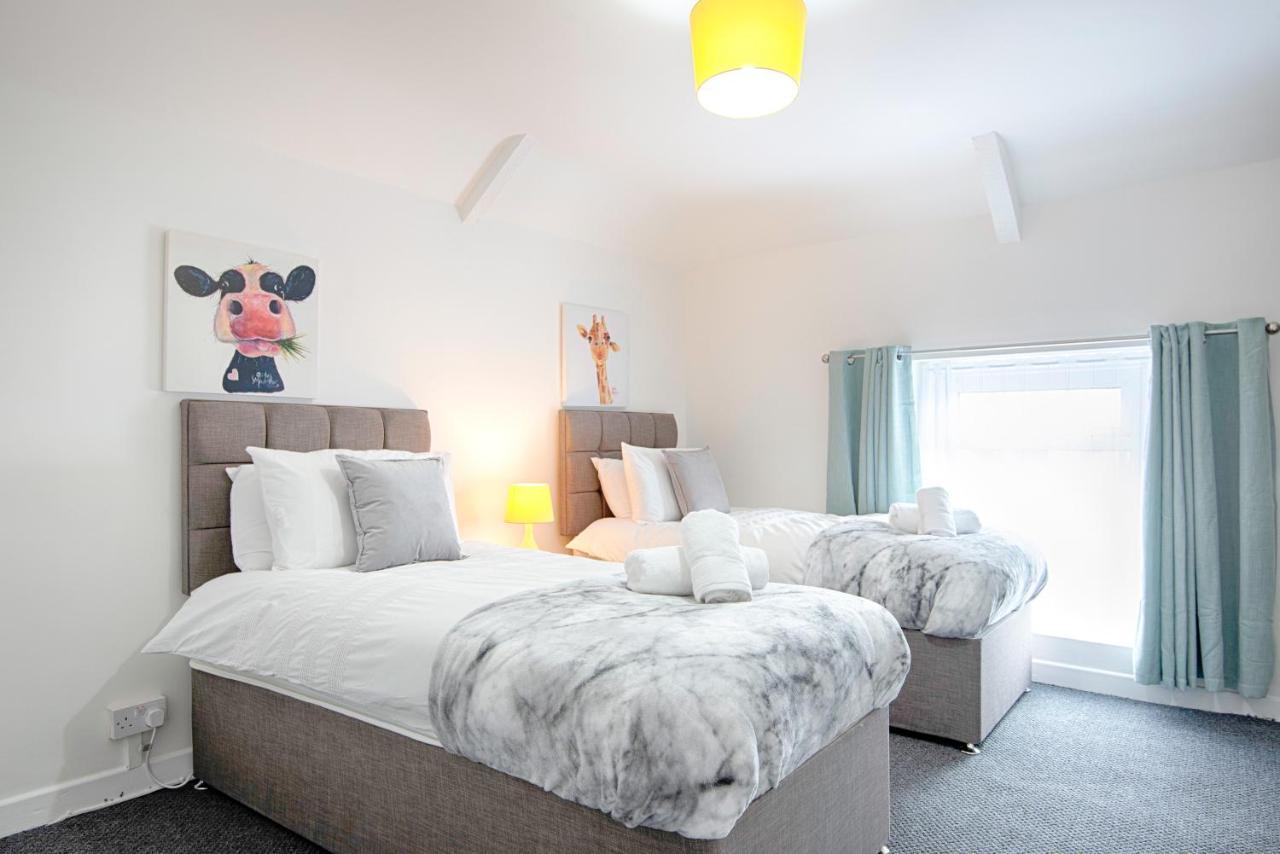Parking, Smart Tv'S In All Rooms, Central Location Swansea Extérieur photo