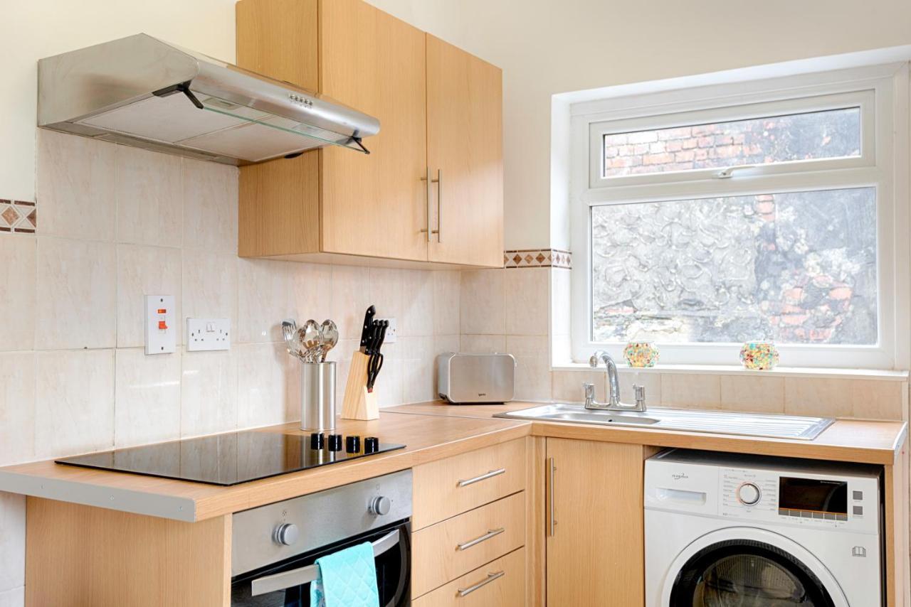 Parking, Smart Tv'S In All Rooms, Central Location Swansea Extérieur photo