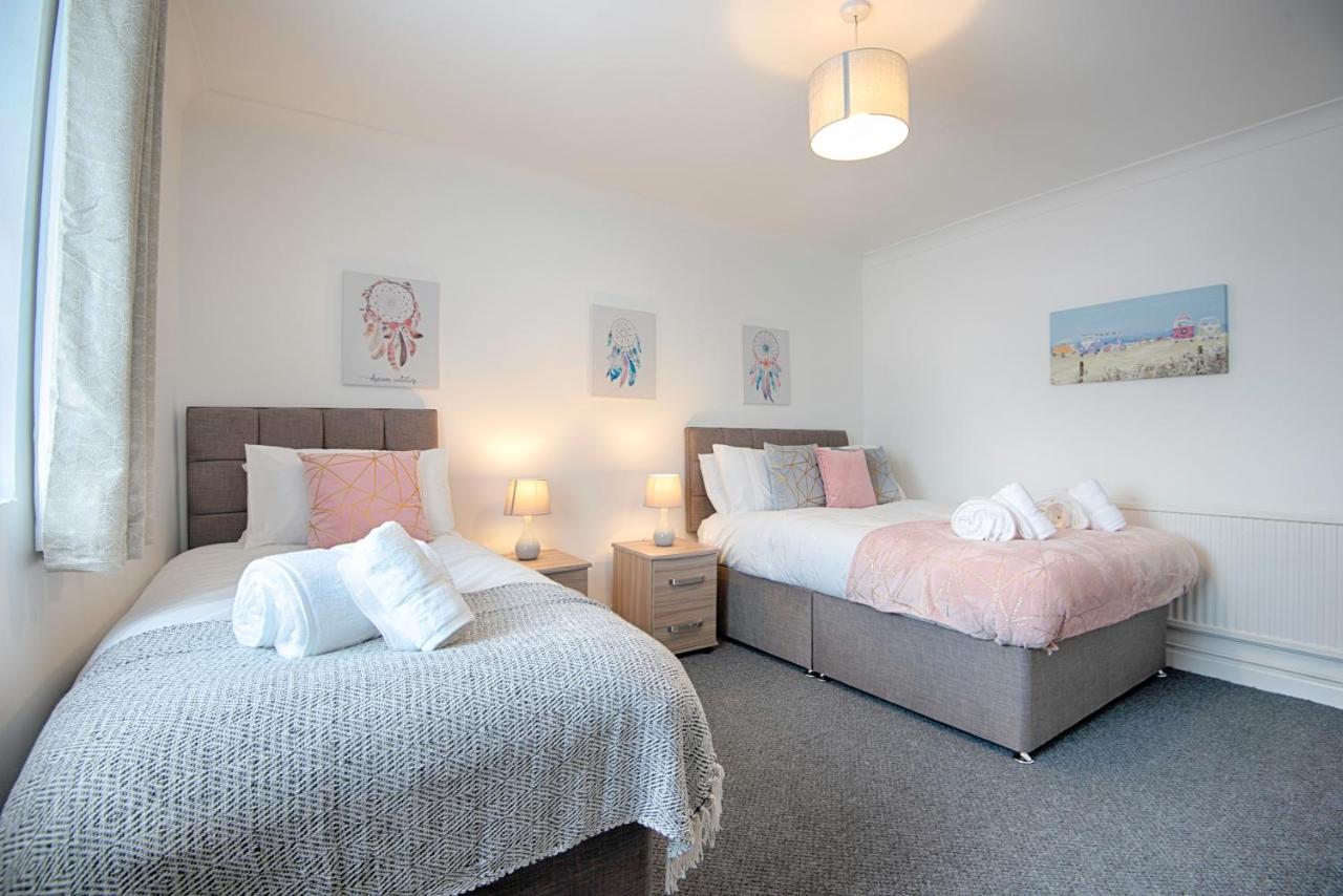 Parking, Smart Tv'S In All Rooms, Central Location Swansea Extérieur photo